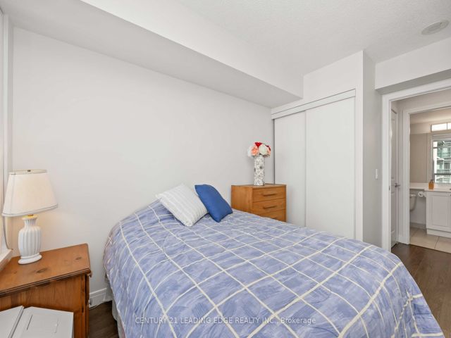 2101 - 35 Bales Ave N