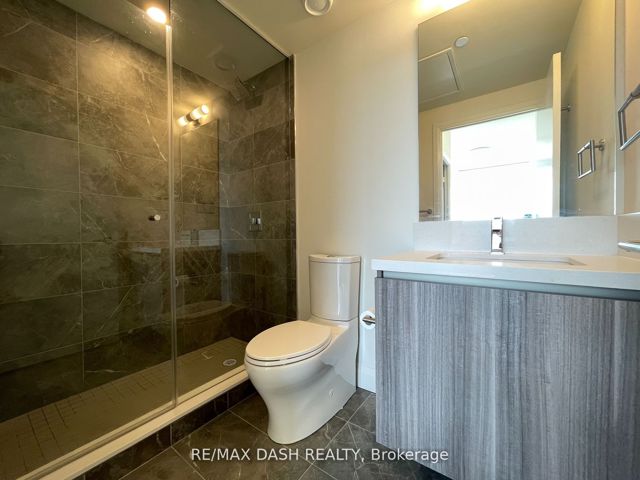 402 - 151 Avenue Rd