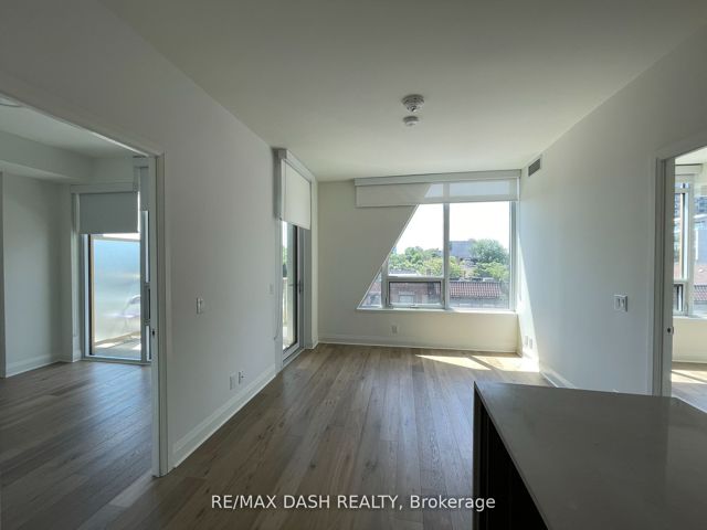 402 - 151 Avenue Rd