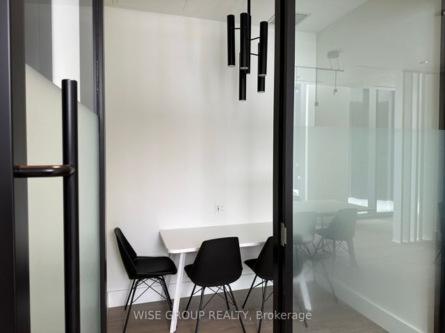 508 - 30 Tretti Way