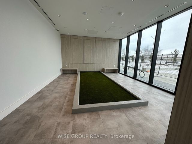 508 - 30 Tretti Way