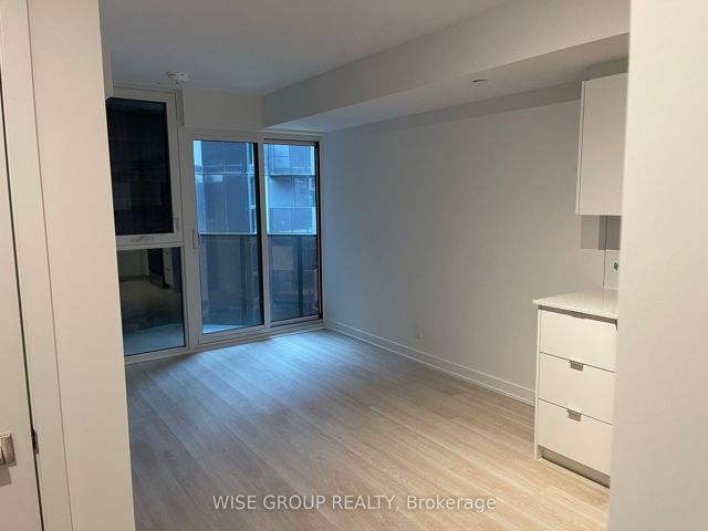 508 - 30 Tretti Way