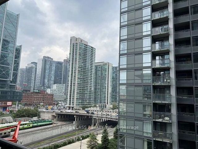 716 - 8 Telegram Mews
