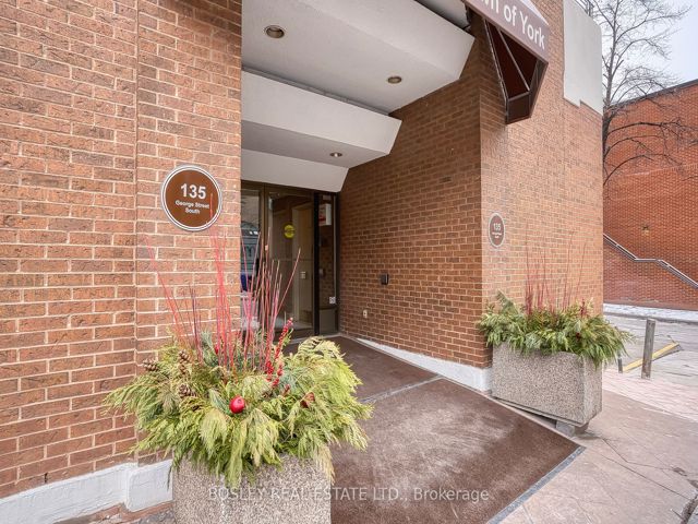 402 - 135 George St S
