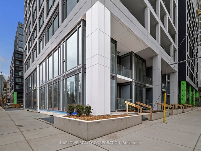 543 SW - 121 Lower Sherbourne St