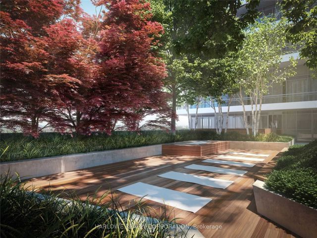 543 SW - 121 Lower Sherbourne St