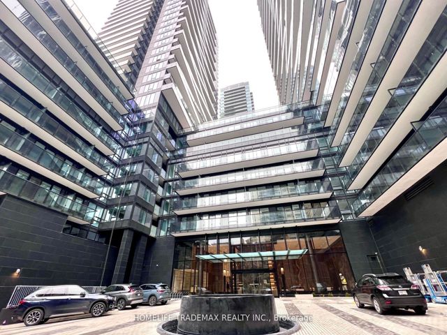 416 - 117 Broadway Ave