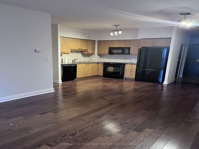 507 - 1105 Leslie St