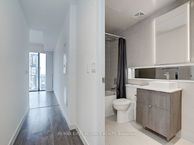 2401 - 215 Queen St W