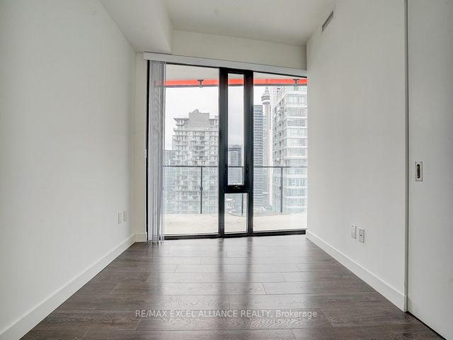 2401 - 215 Queen St W