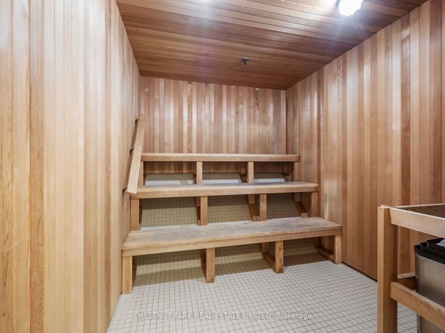 410 - 278 Bloor St E
