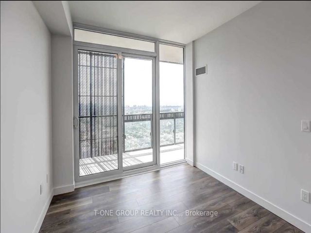 3602 - 8 Eglinton Ave E