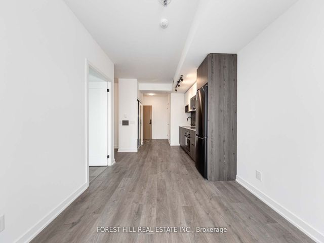 625 - 5 Defries St