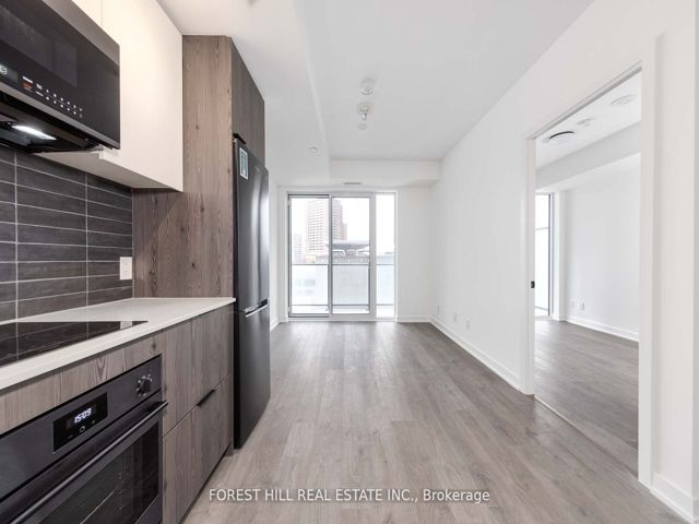 625 - 5 Defries St