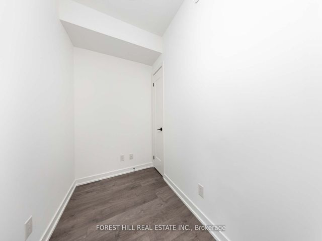 625 - 5 Defries St