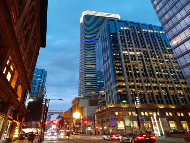 2410 - 197 Yonge St