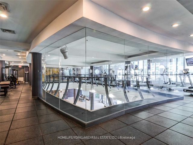 Lph02 - 219 Fort York Blvd
