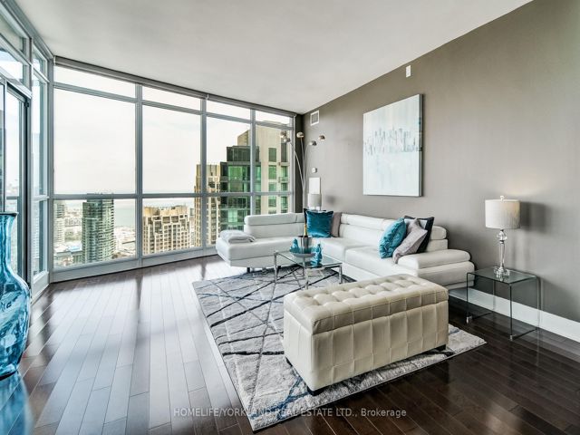 Lph02 - 219 Fort York Blvd