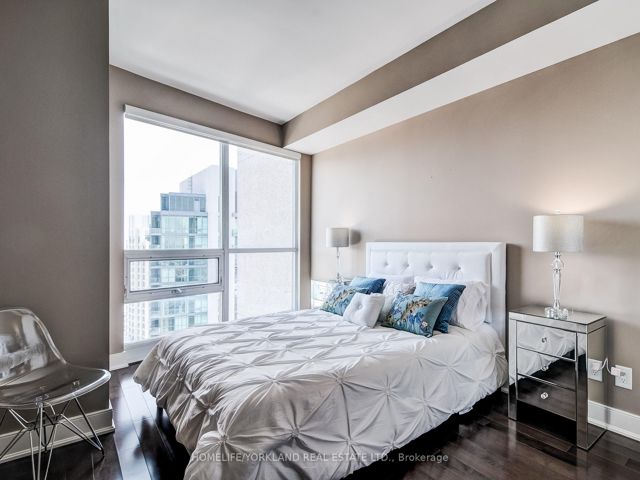 Lph02 - 219 Fort York Blvd