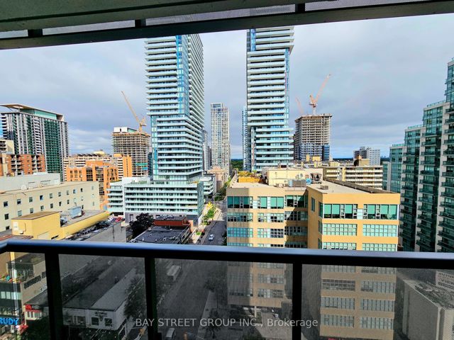 1205 - 125 Redpath Ave