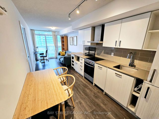 1205 - 125 Redpath Ave