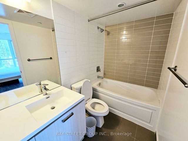 1205 - 125 Redpath Ave