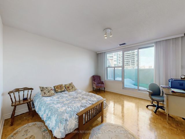 1205 - 5795 Yonge St N