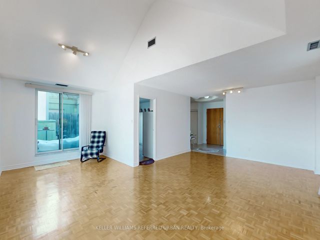 1205 - 5795 Yonge St N