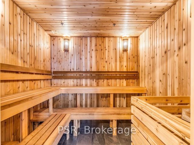 811 - 32 Trolley Cres