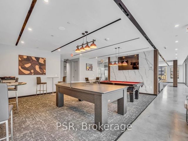 811 - 32 Trolley Cres