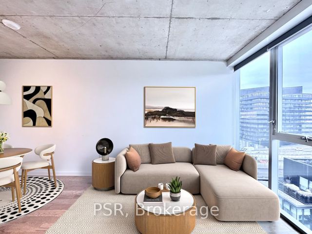 811 - 32 Trolley Cres