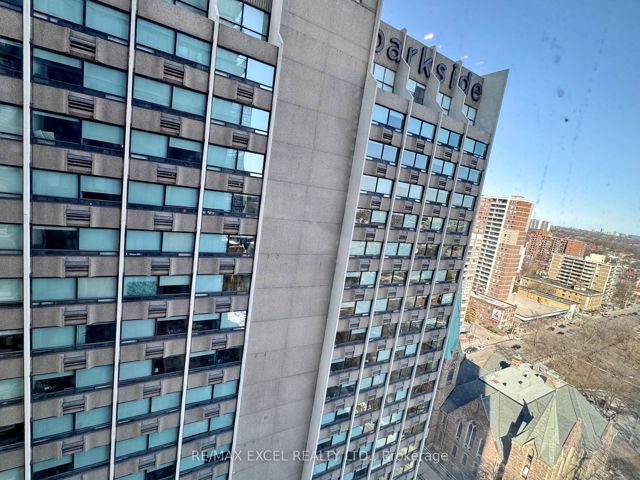 1810 - 308 Jarvis St