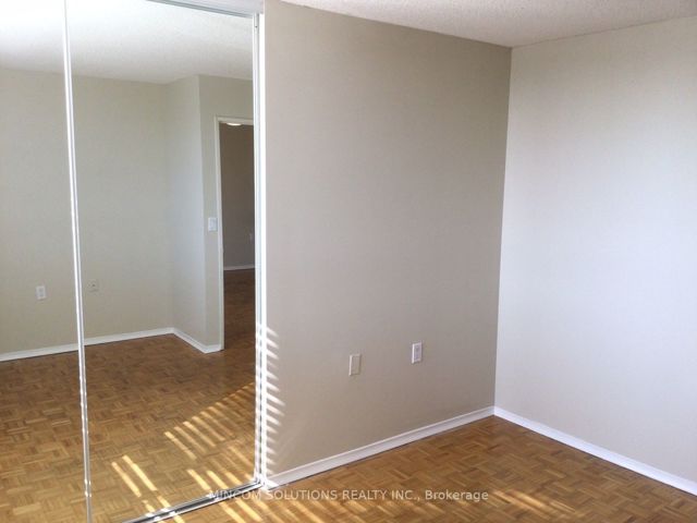 507 - 555 Wilson Heights Blvd