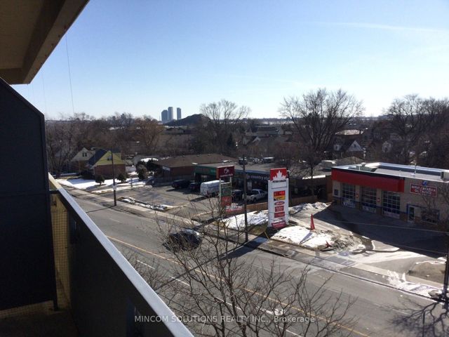 507 - 555 Wilson Heights Blvd