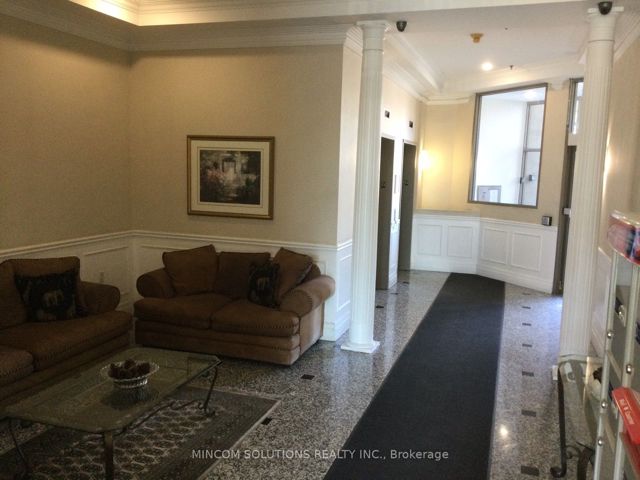 507 - 555 Wilson Heights Blvd
