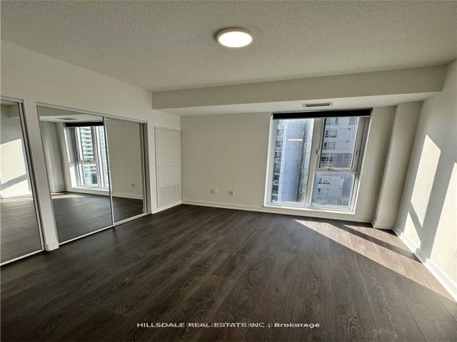 1403 - 130 River St