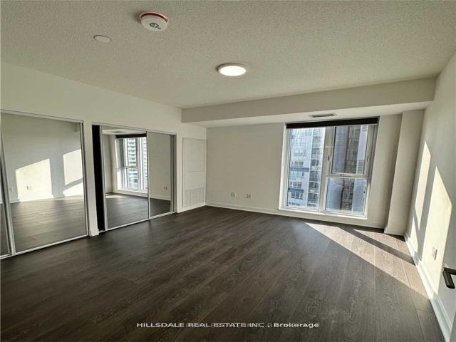 1403 - 130 River St