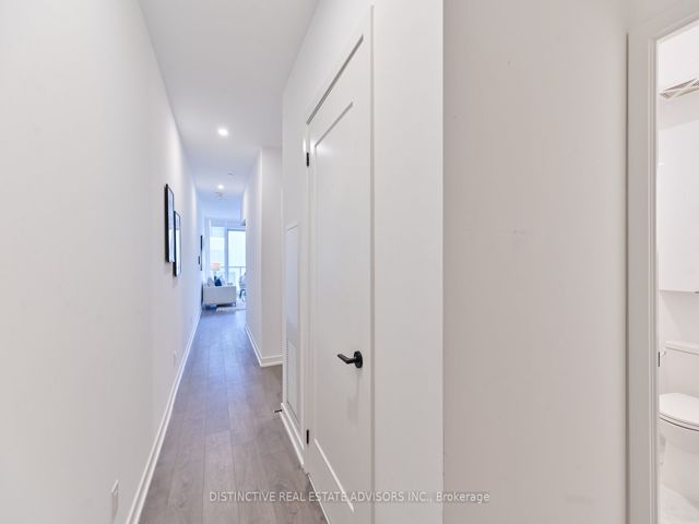 426 - 5 Defries St