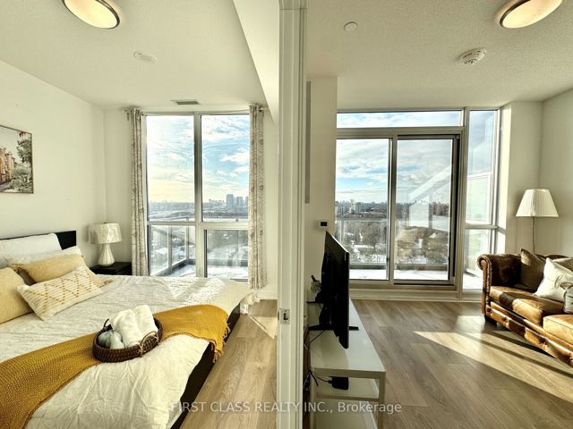 709 - 36 Forest Manor Rd
