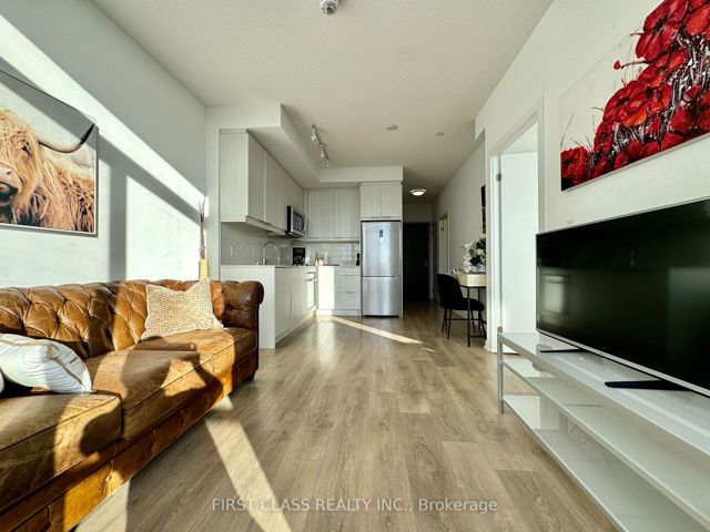 709 - 36 Forest Manor Rd