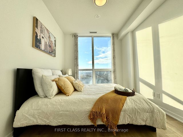 709 - 36 Forest Manor Rd
