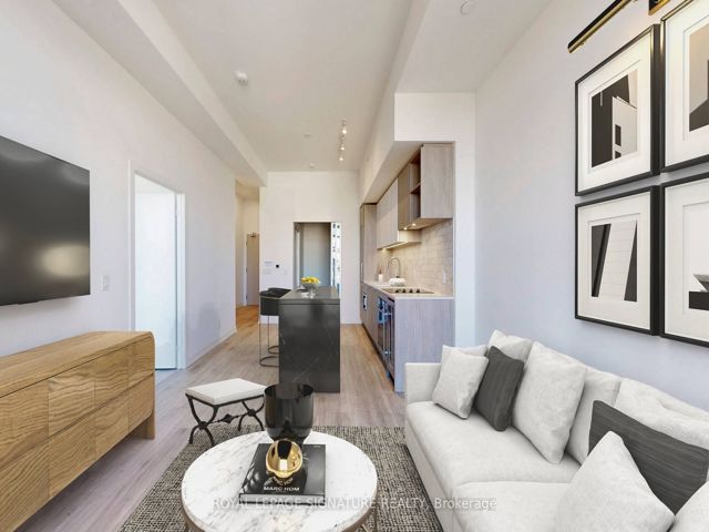 930 - 2020 Bathurst St