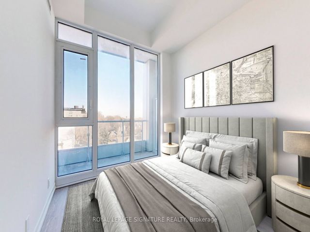 930 - 2020 Bathurst St