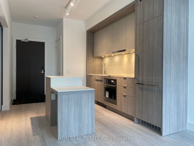 6 - 6 Greenbriar Rd
