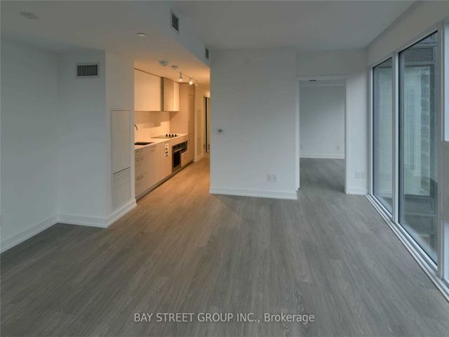 2207 - 19 Western Battery Rd