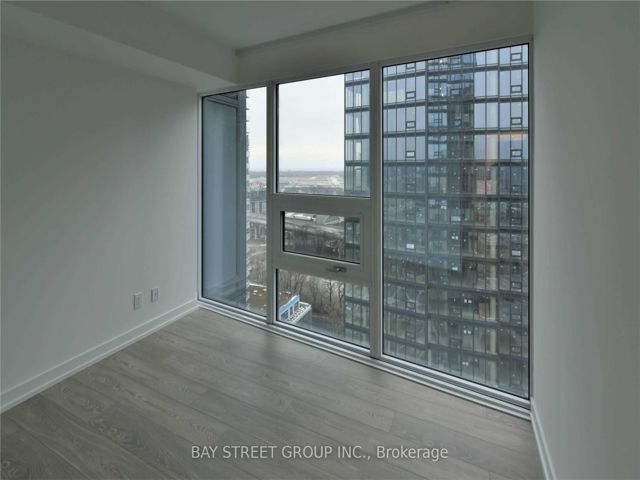 2207 - 19 Western Battery Rd