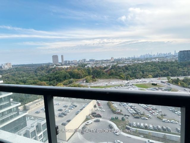 1533 - 20 Inn On The Park Dr