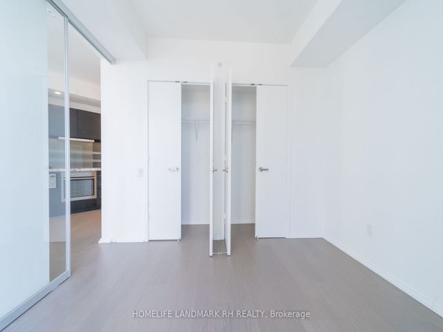 2707 - 45 Charles St E