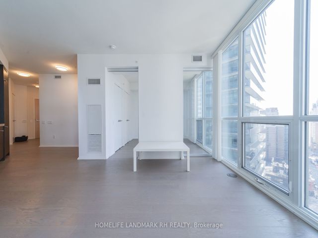 2707 - 45 Charles St E