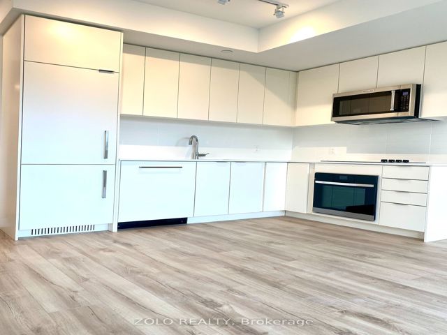 409 - 181 Sheppard Ave E